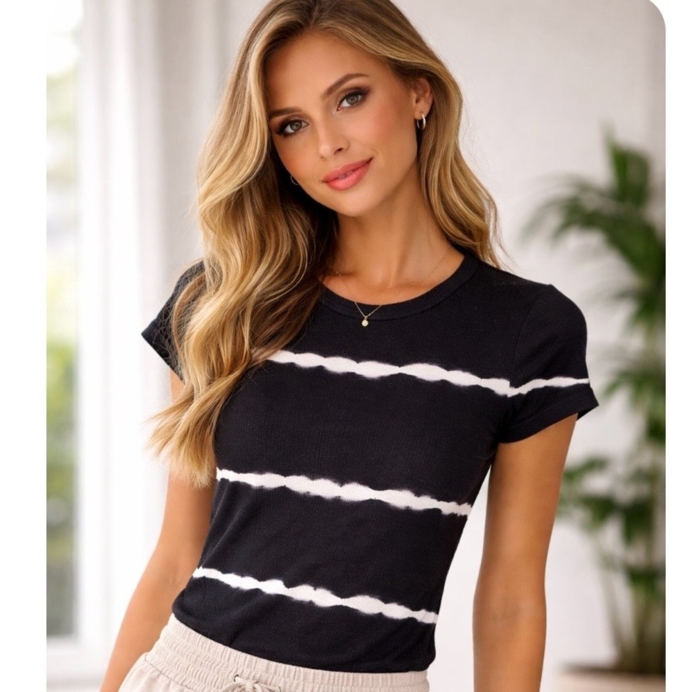 Sundry Womens Navy White Tie Dye Shirt Size 2 Short Sleeve